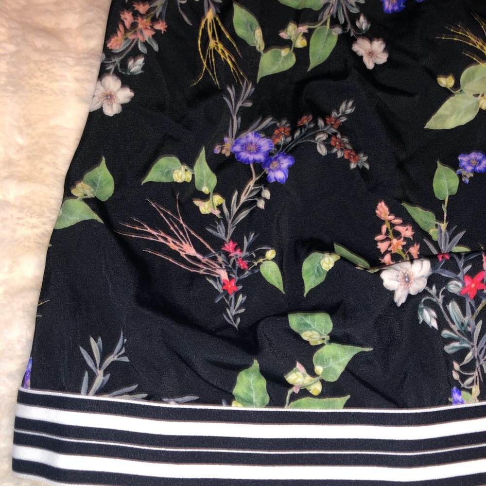 Women's Athleta black floral strappy swim Tankini, bra size 38D/DD - Picture 2 of 9